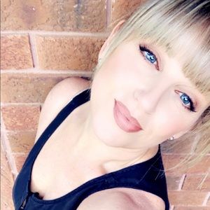 Meet your Posher, Cheri